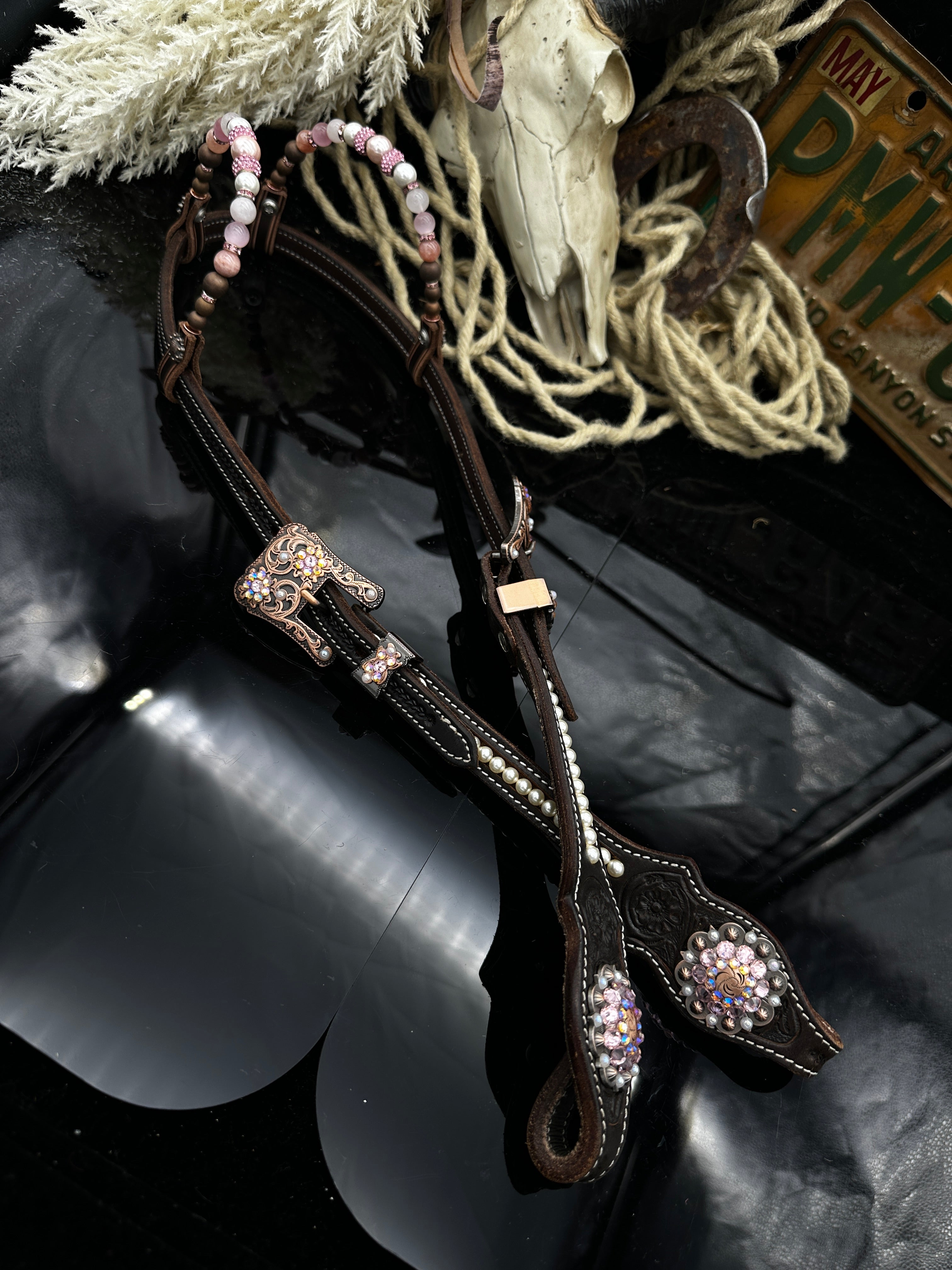 Premium | Dark Chestnut western Hoofdstel | Pink & Swarovski pearls