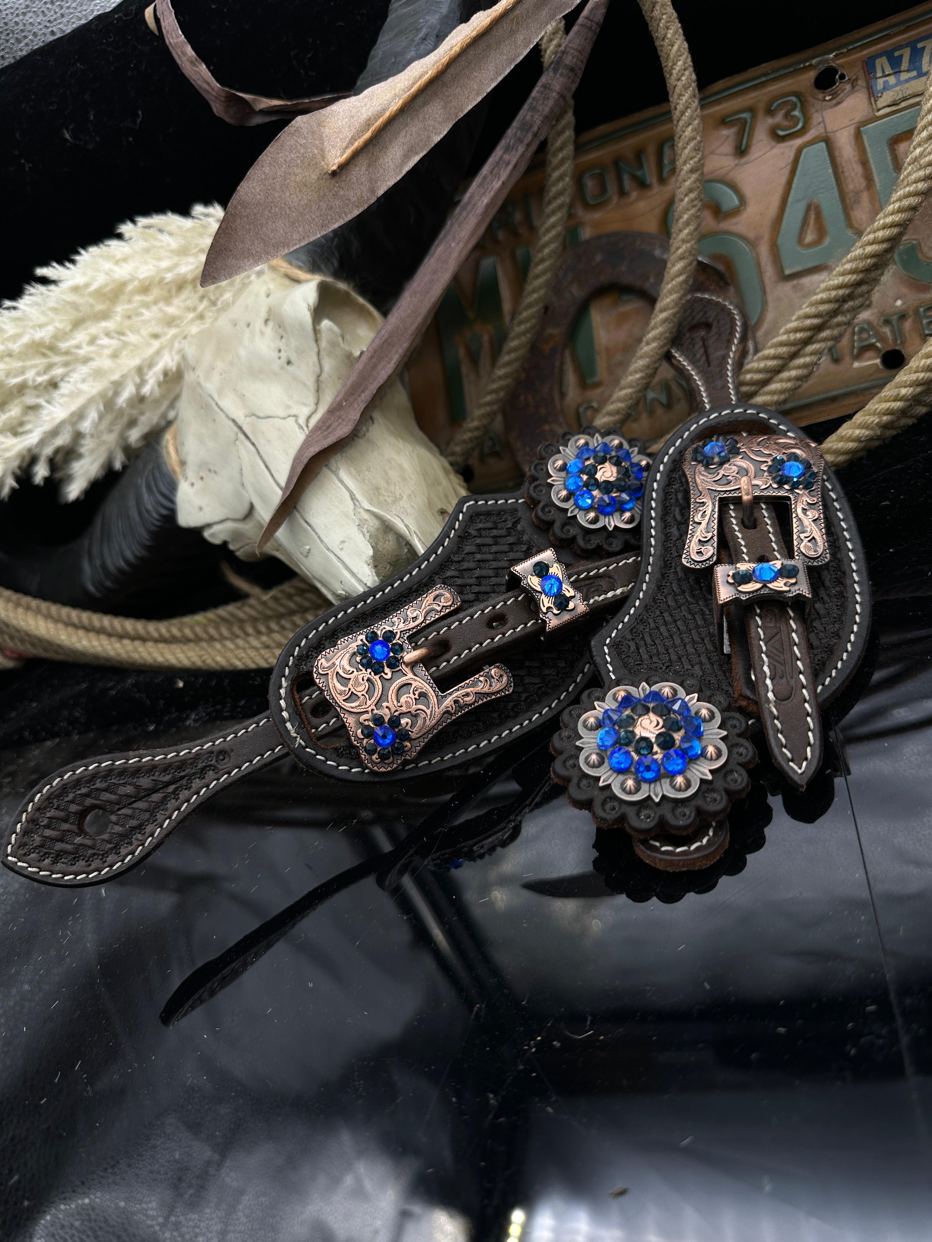 Premium | Dark brown | Kopper & blue western spurstraps