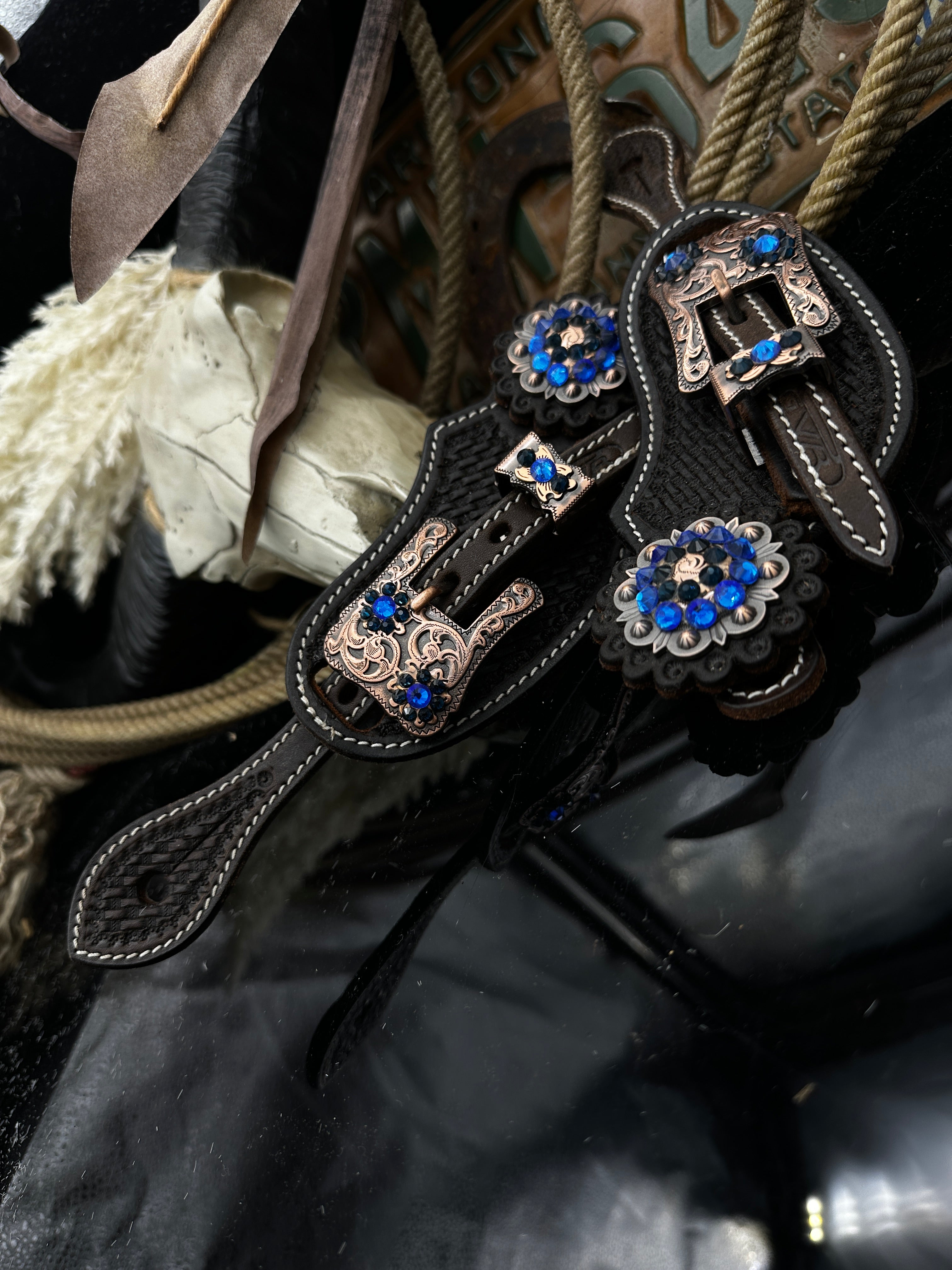 Premium | Dark brown | Kopper & blue western spurstraps