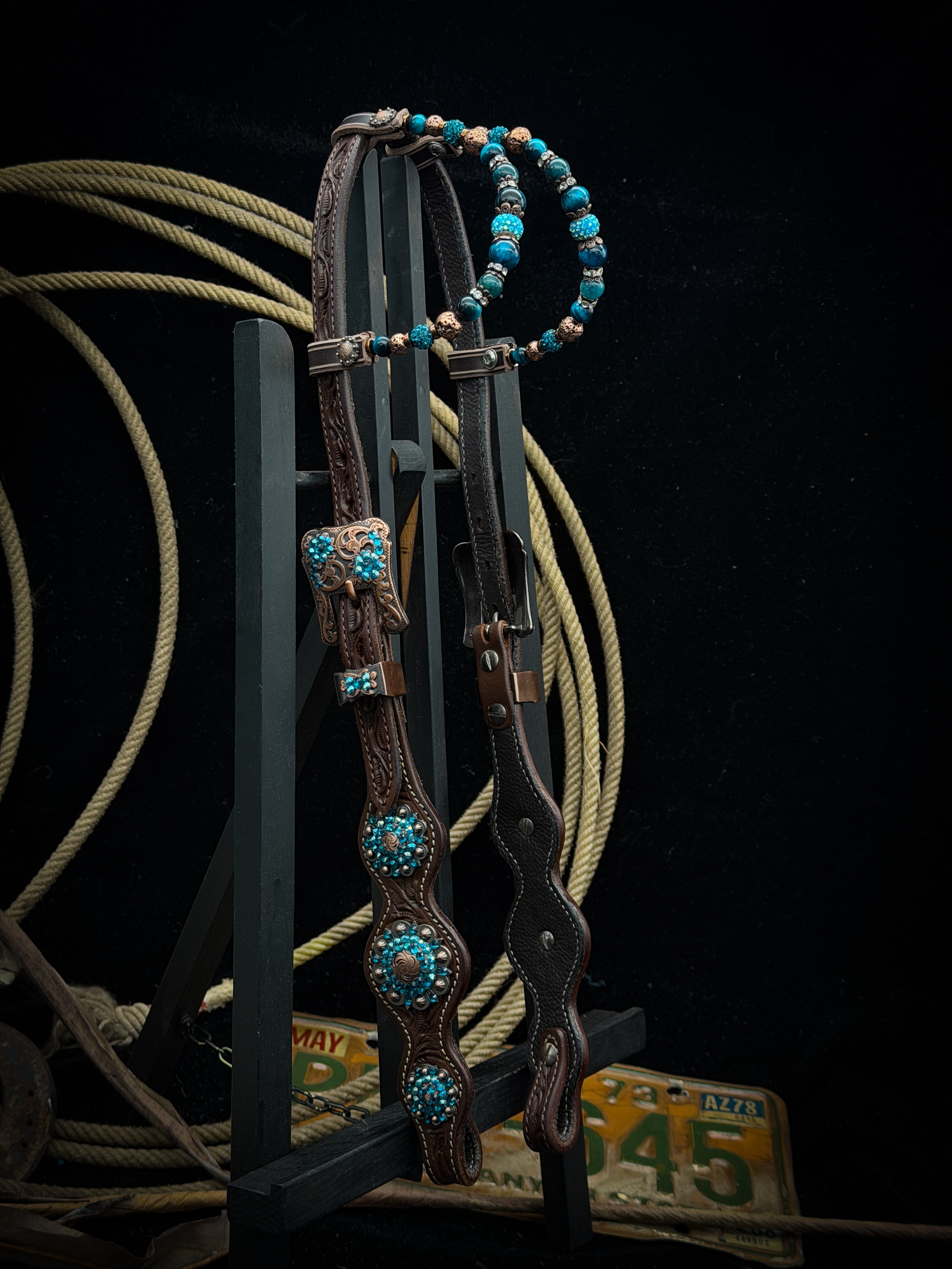 Premium | Westernhoofdstel | Antique dark chestnut | Turquoise Shine