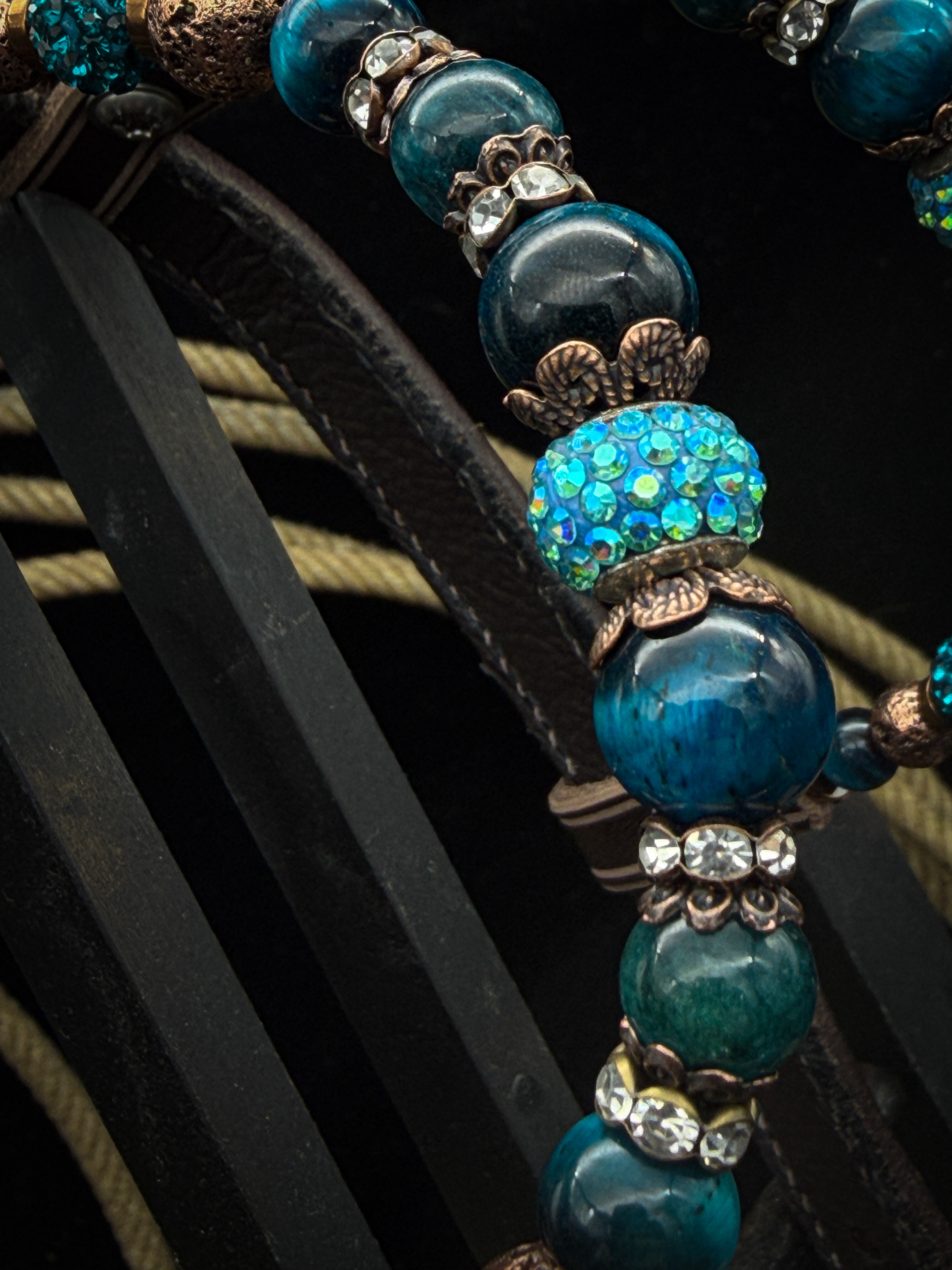 Premium | Westernhoofdstel | Antique dark chestnut | Turquoise Shine