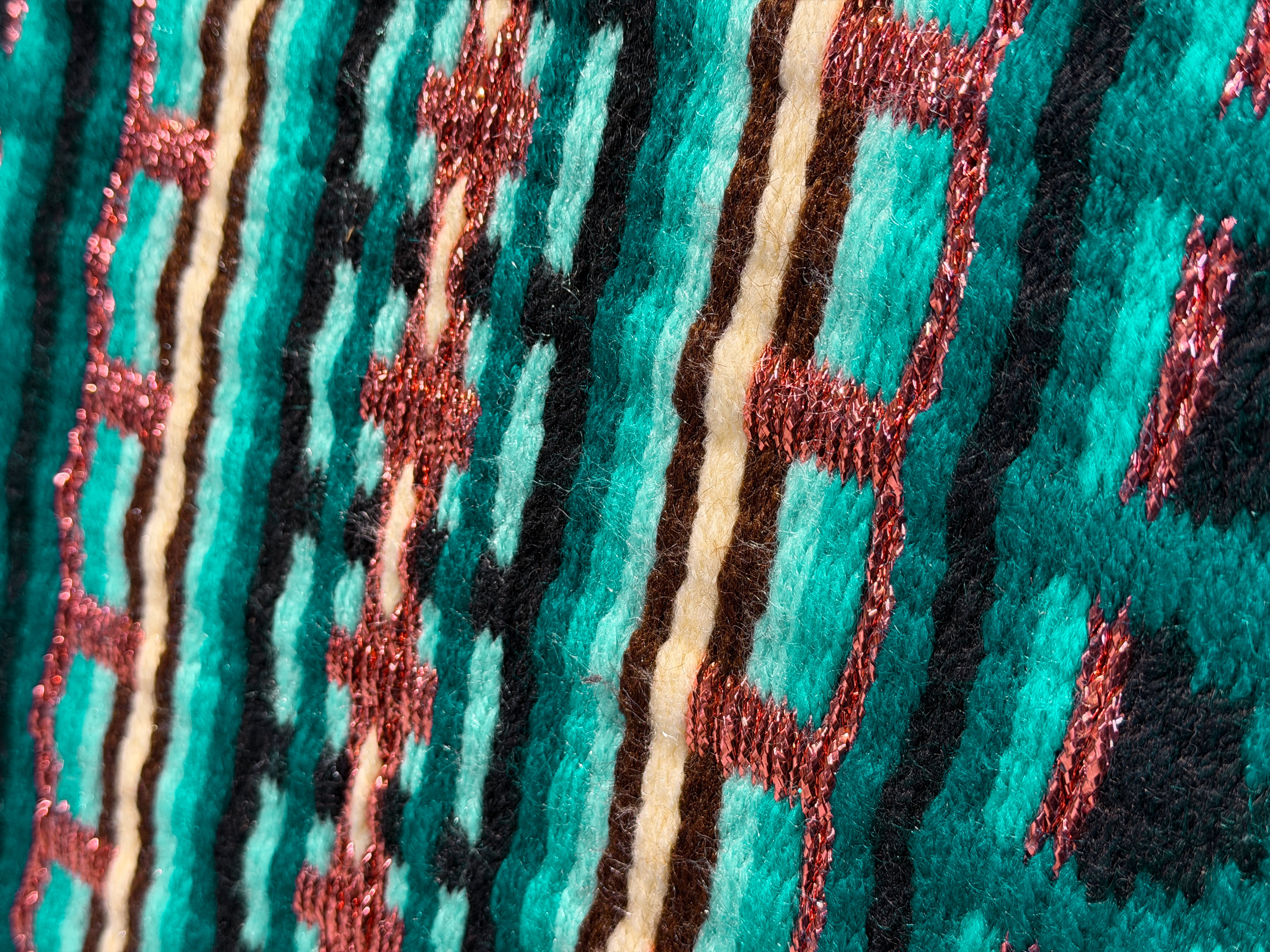 2in1 Show | contoured western pad | Emerald Spark
