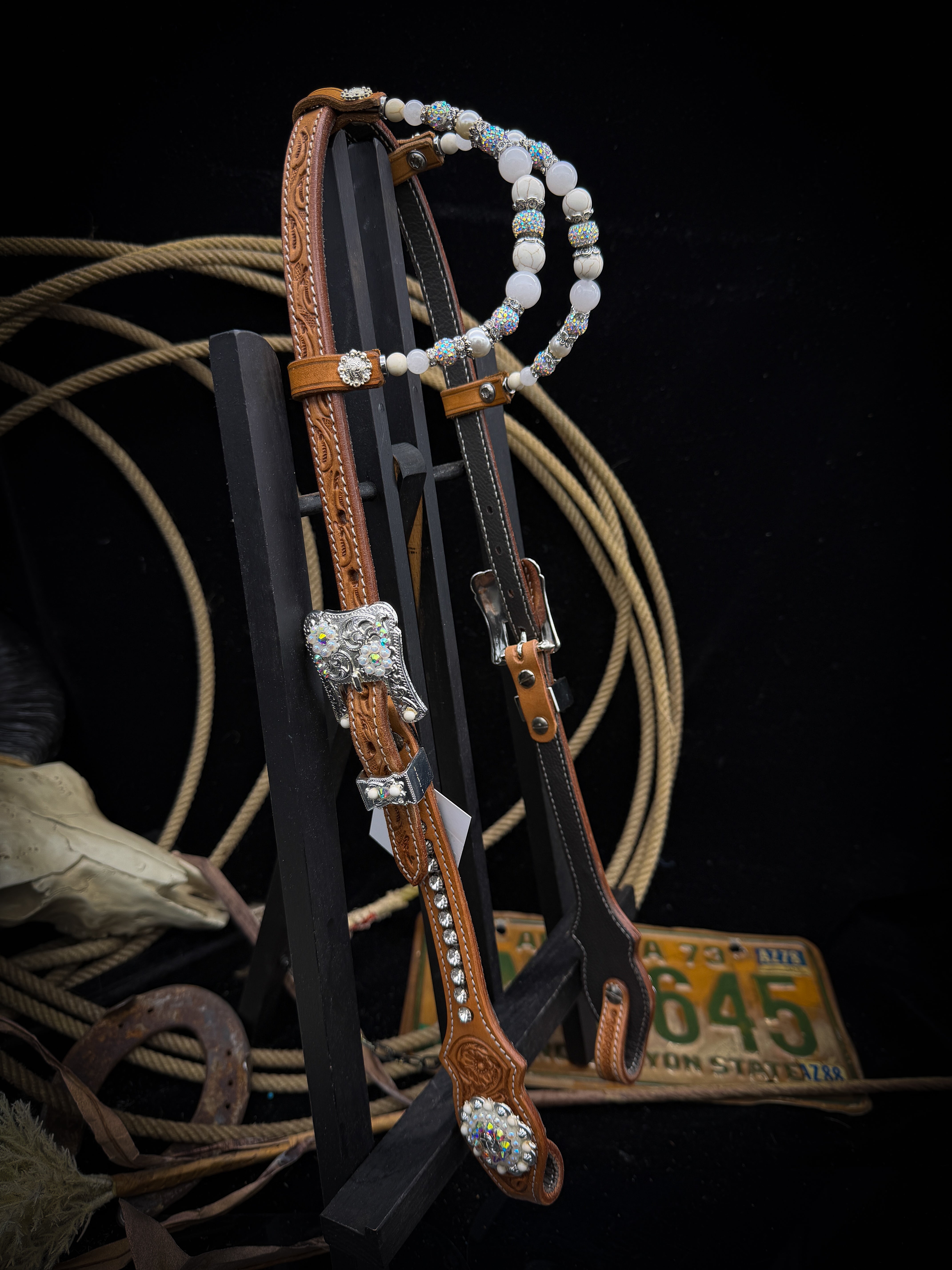 Premium | White Turkoois & Crystal AB | Russet Western Hoofdstel