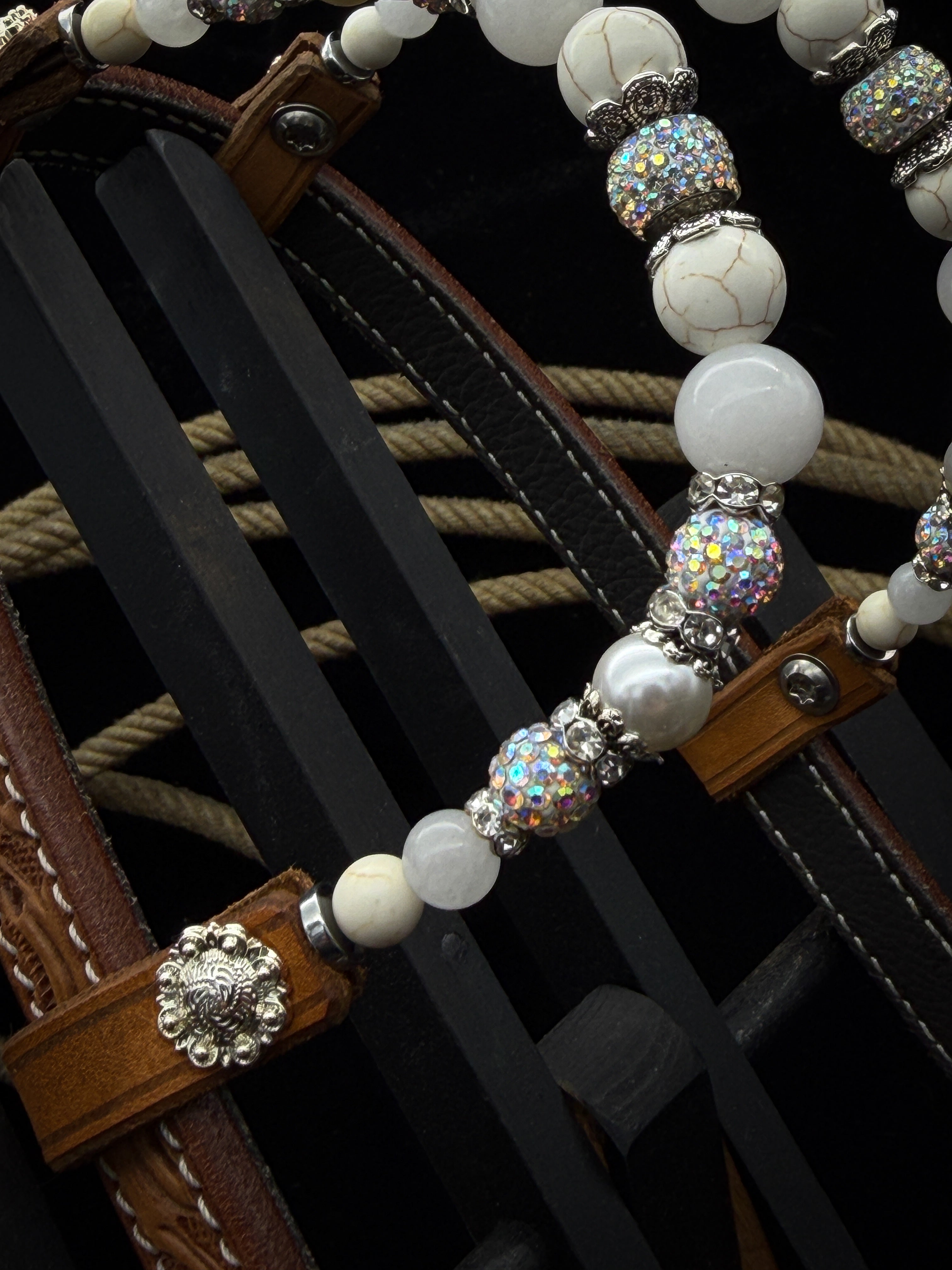 Premium | White Turkoois & Crystal AB | Russet Western Hoofdstel