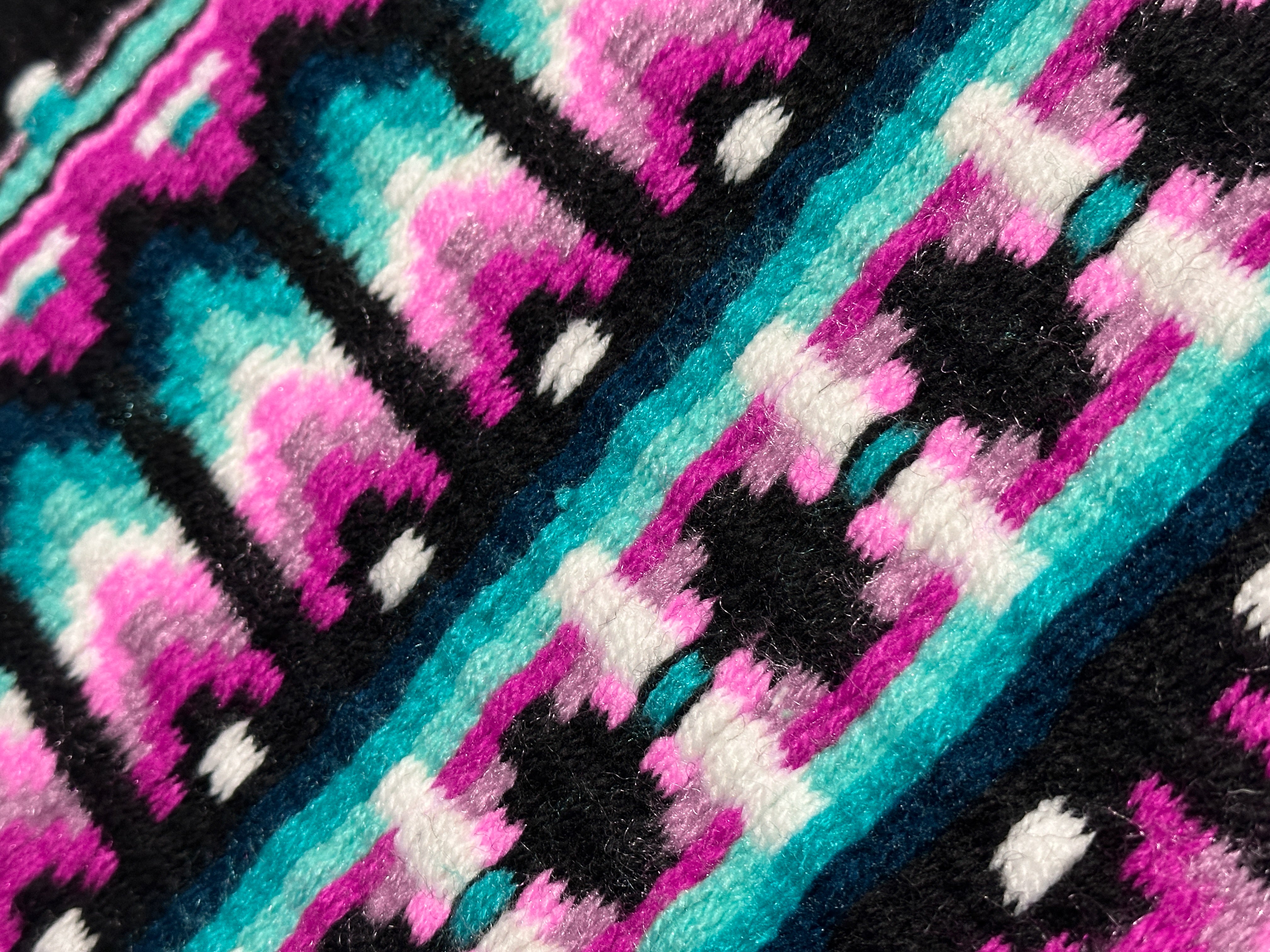 Showblanket | Vivid Control | Western