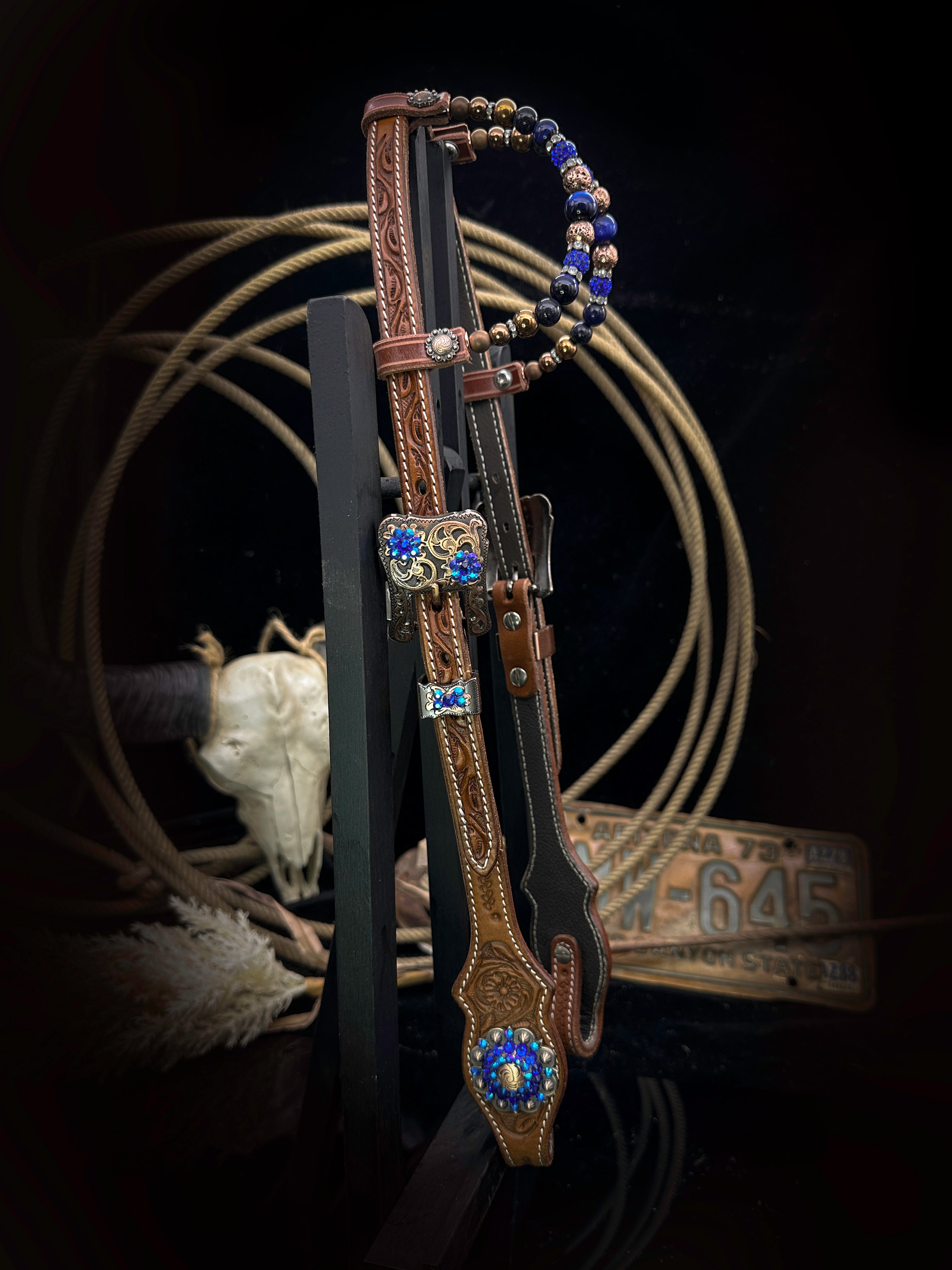 Premium | Chestnut flower tooled western hoofdstel | Copper & Blue