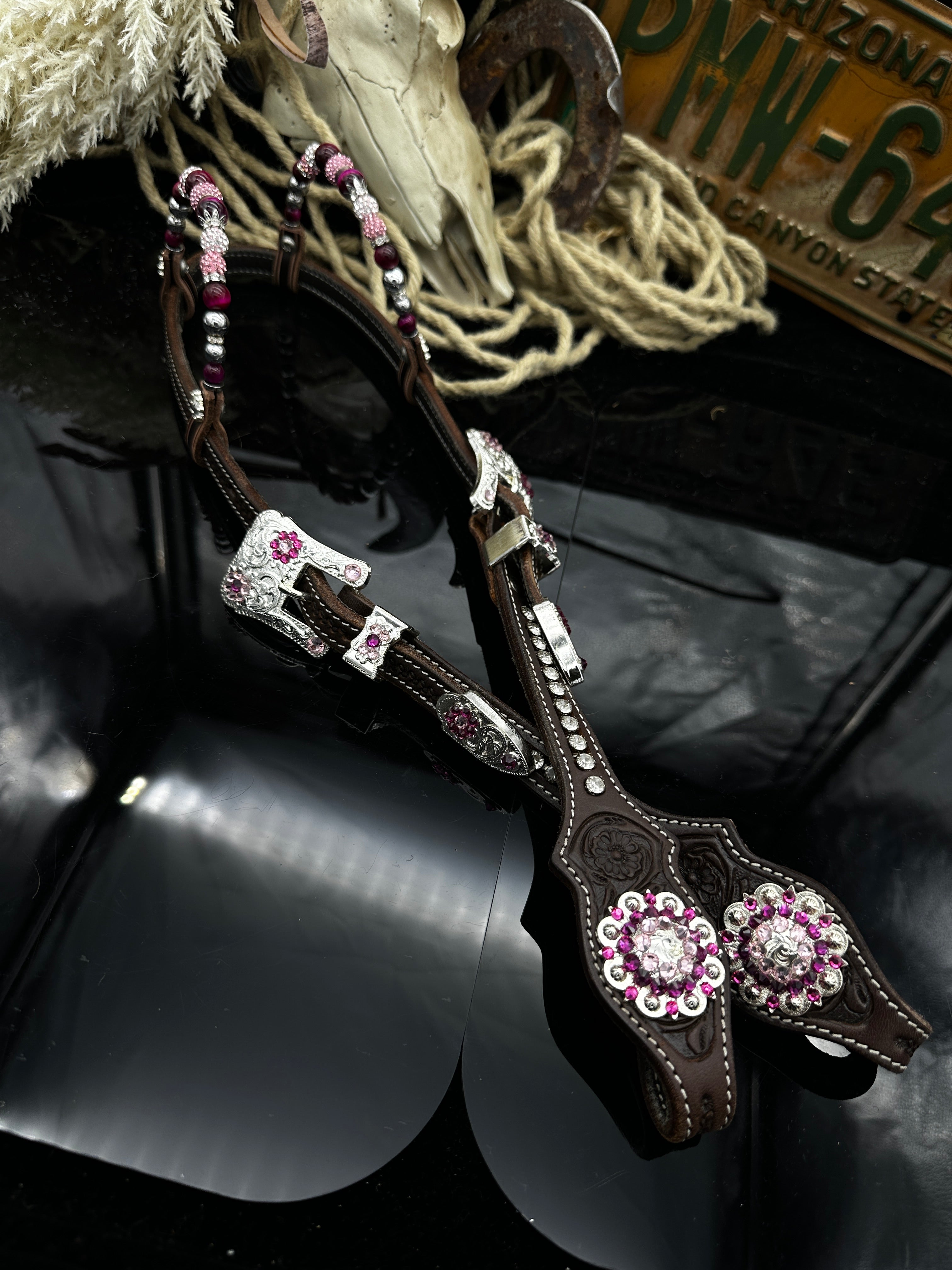 Premium | dark brown floral western  hoofdstel | Silver & pink
