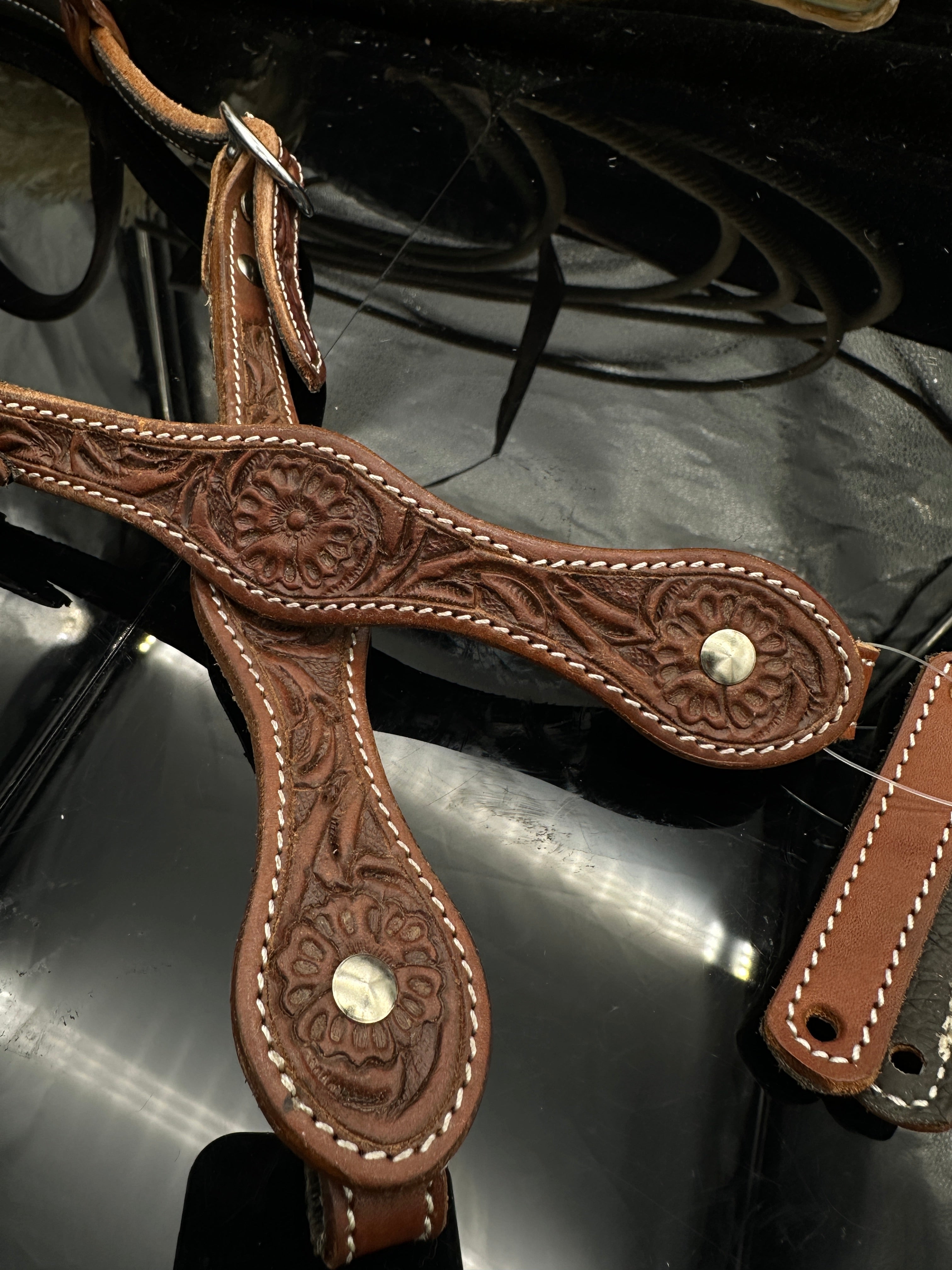 Basic | Chestnut | Floral tooled western hoofdstel