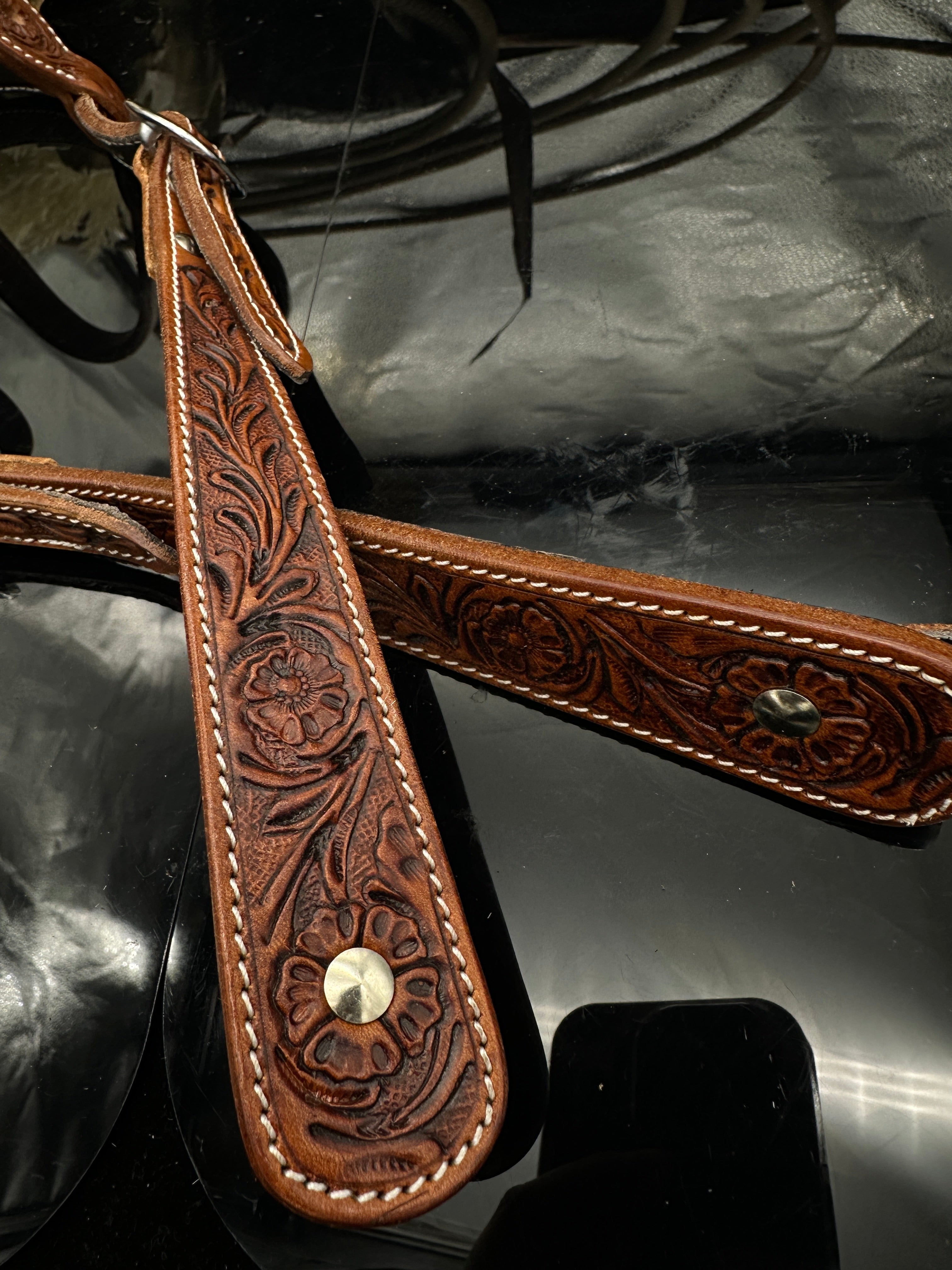 Basic | Antique Chestnut | Floral tooled western hoofdstel