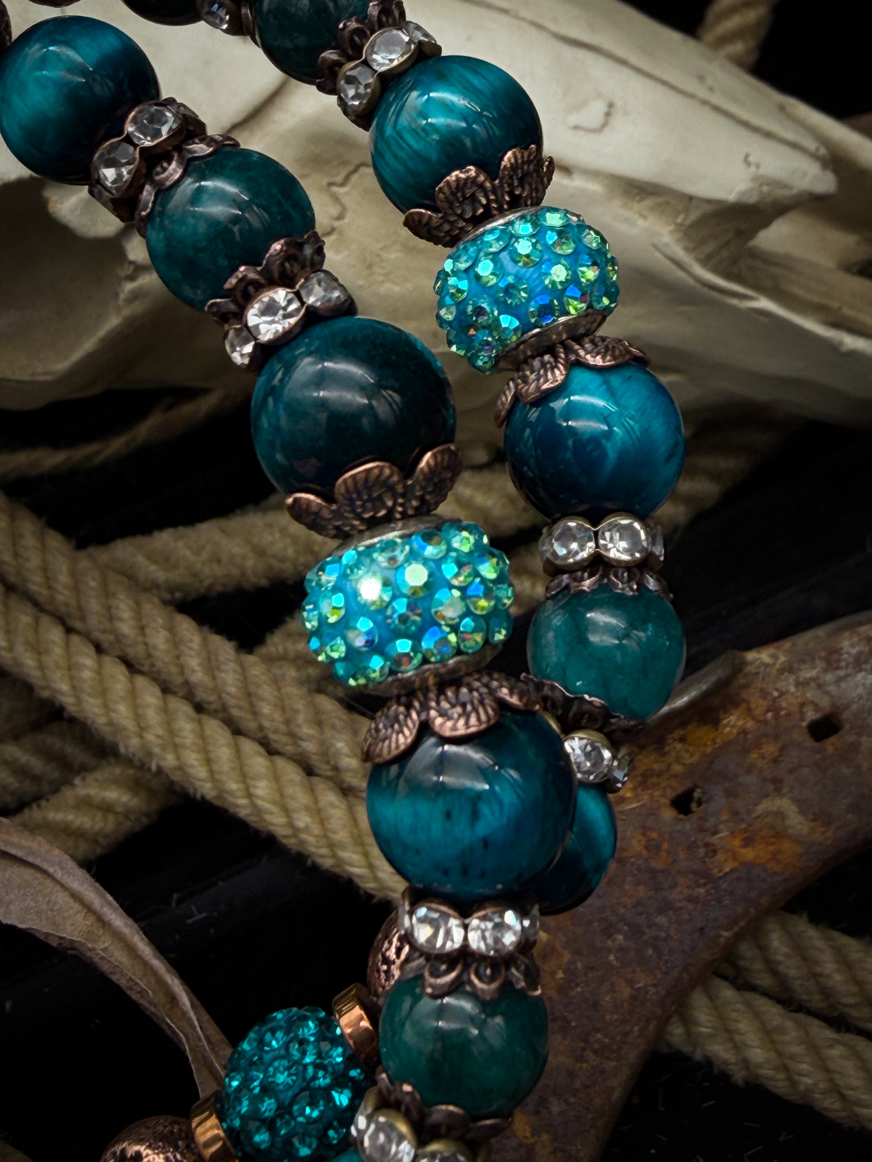 Premium | Westernhoofdstel | Antique dark chestnut | Turquoise Shine