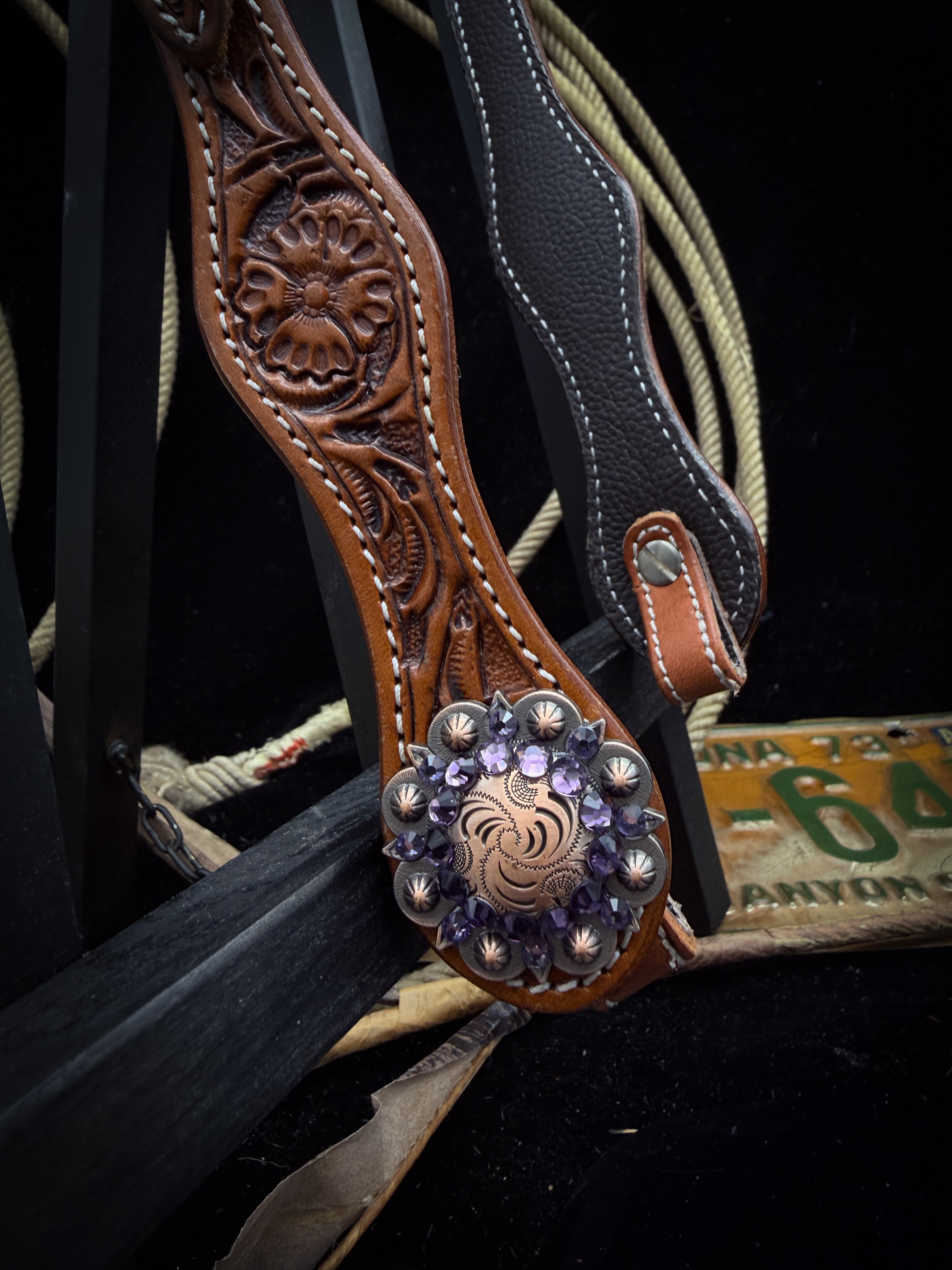 Premium | Violet Prairie | Antique Chestnut Western Hoofdstel