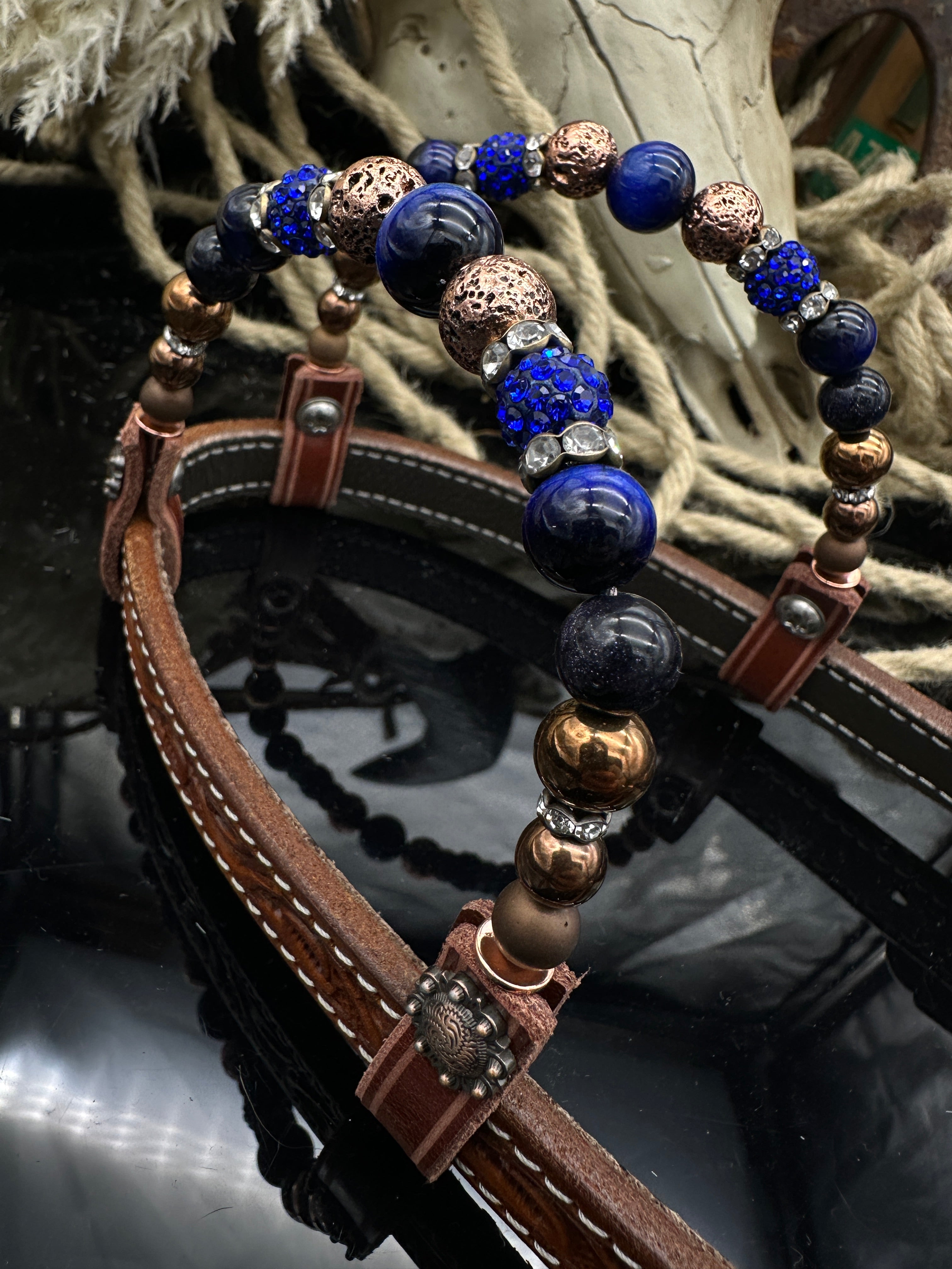 Premium | Chestnut flower tooled western hoofdstel  | Copper & Blue