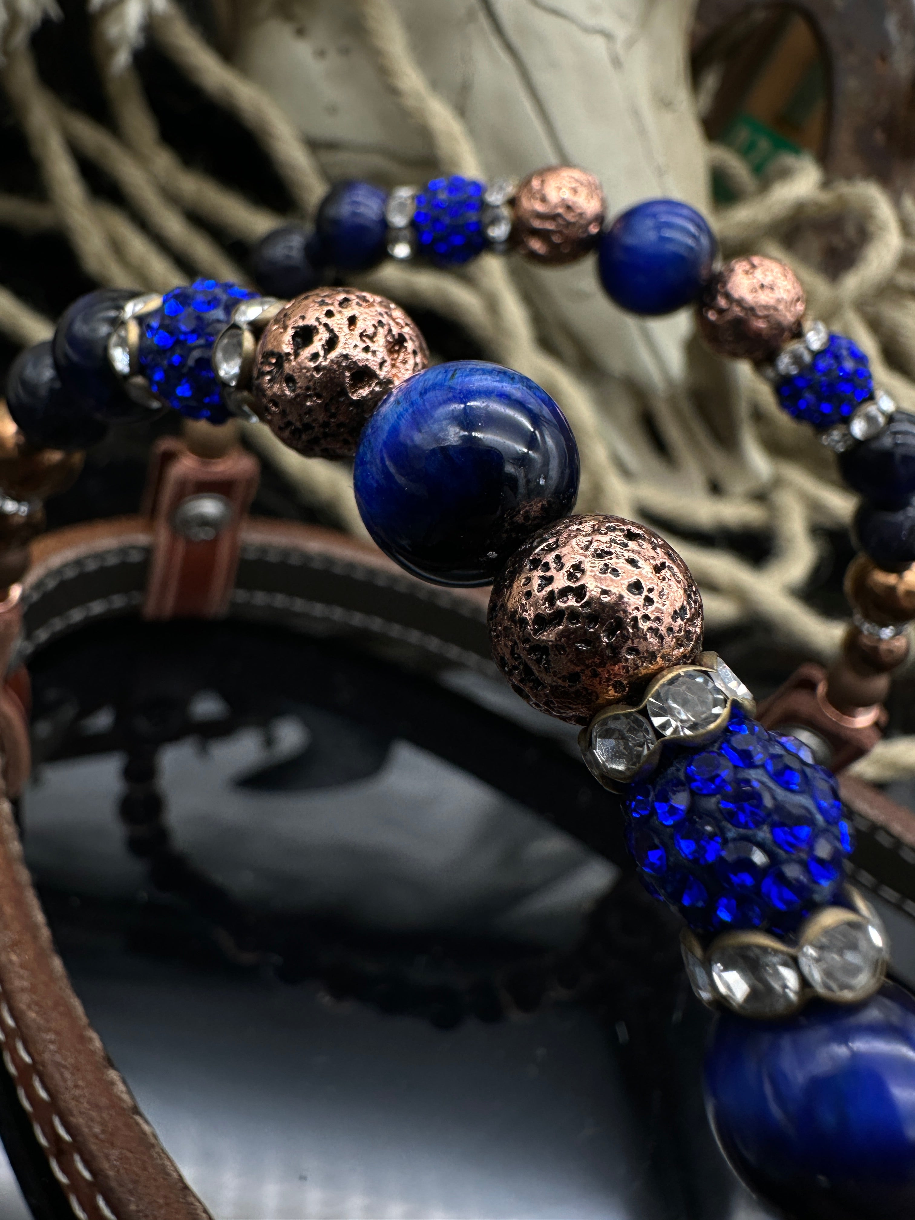 Premium | Chestnut flower tooled western hoofdstel  | Copper & Blue