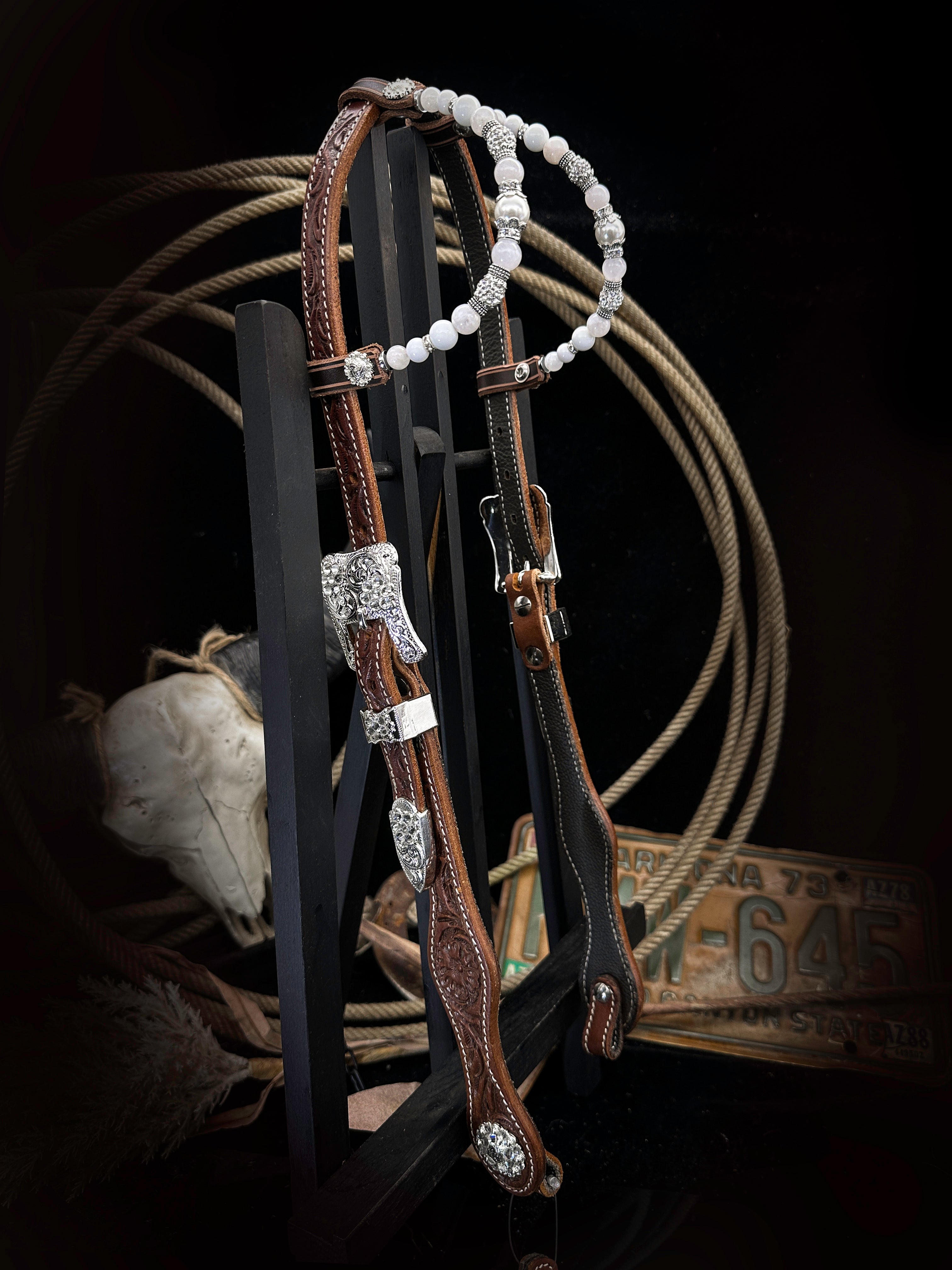 Premium | Western hoofdstel | Silver Floral & White Moon