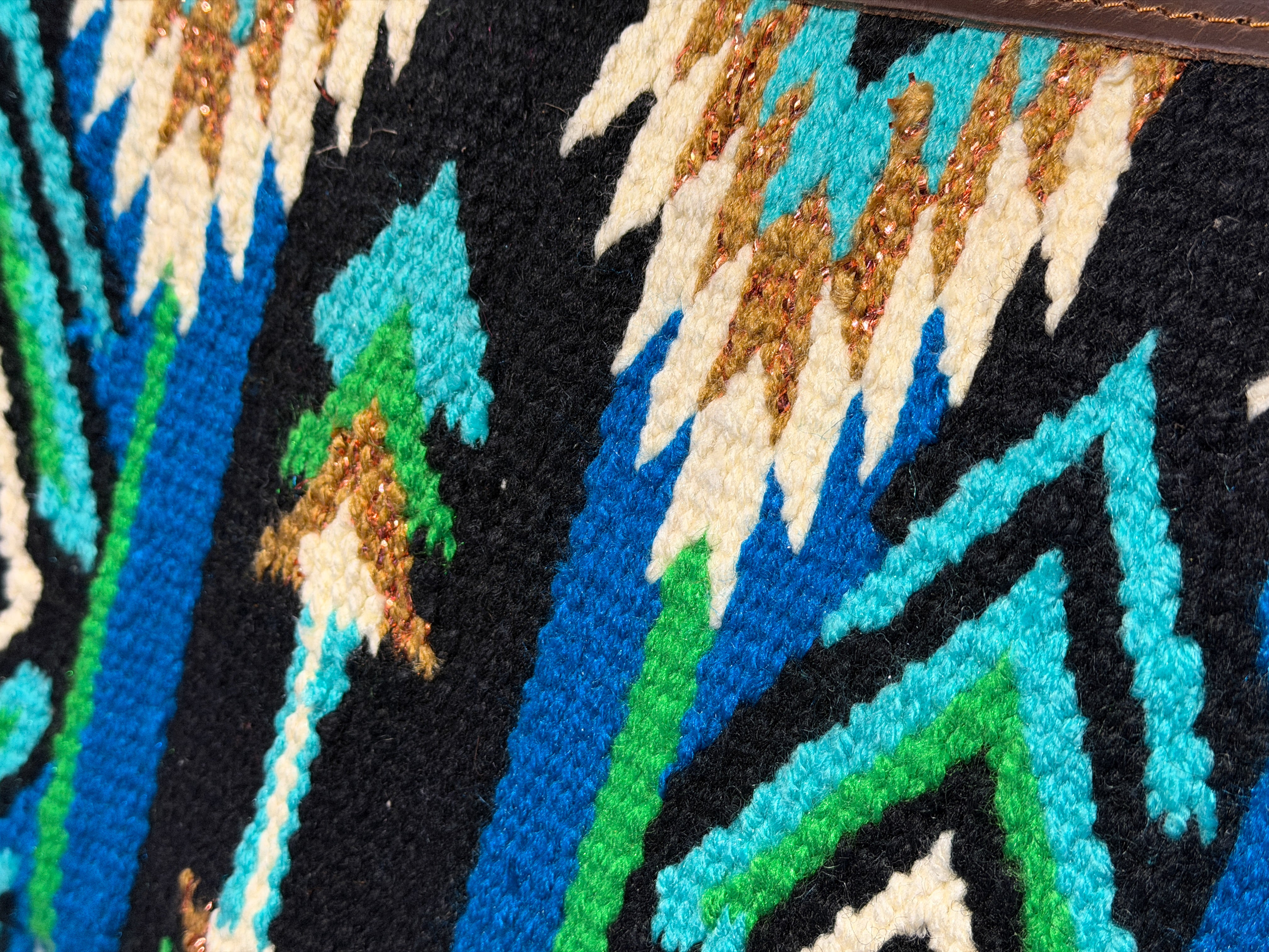 2in1 Ranch | contoured western pad | Blue Green Badlands