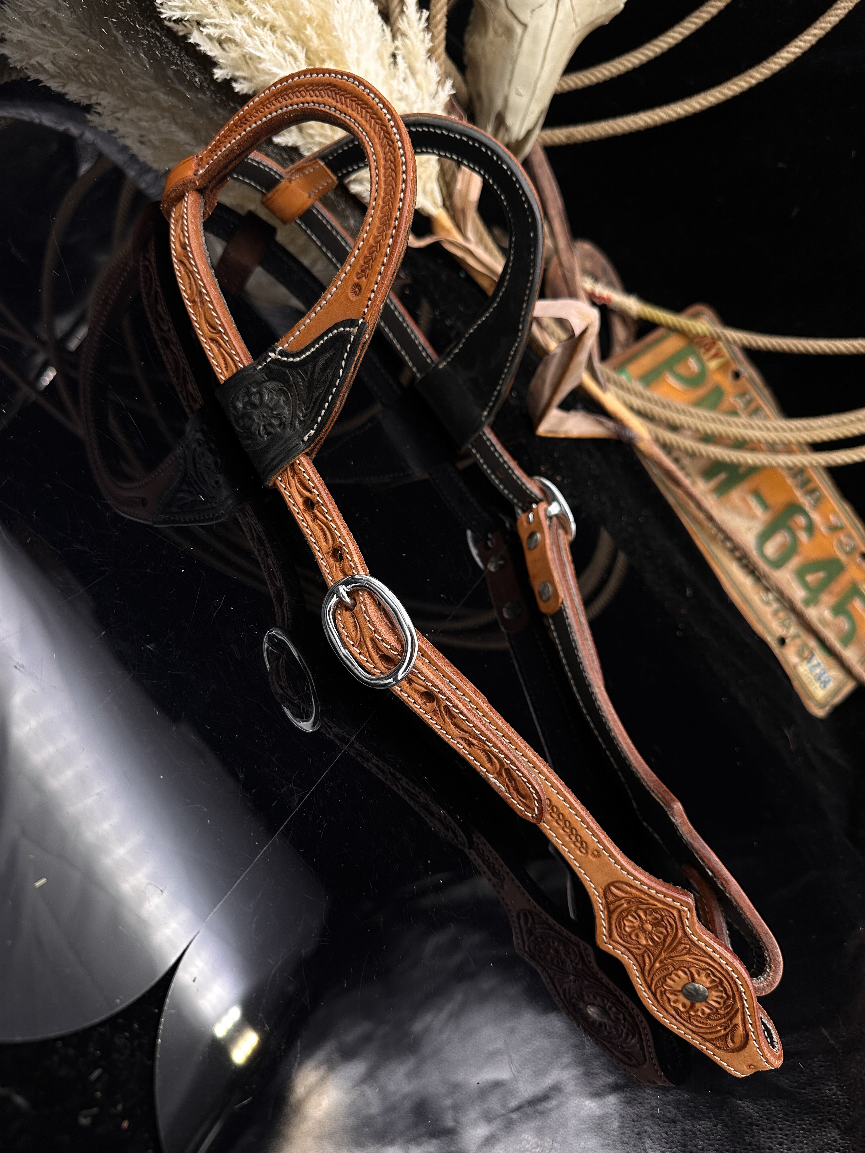 Basic | Russet 2 tone| Floral tooled western hoofdstel