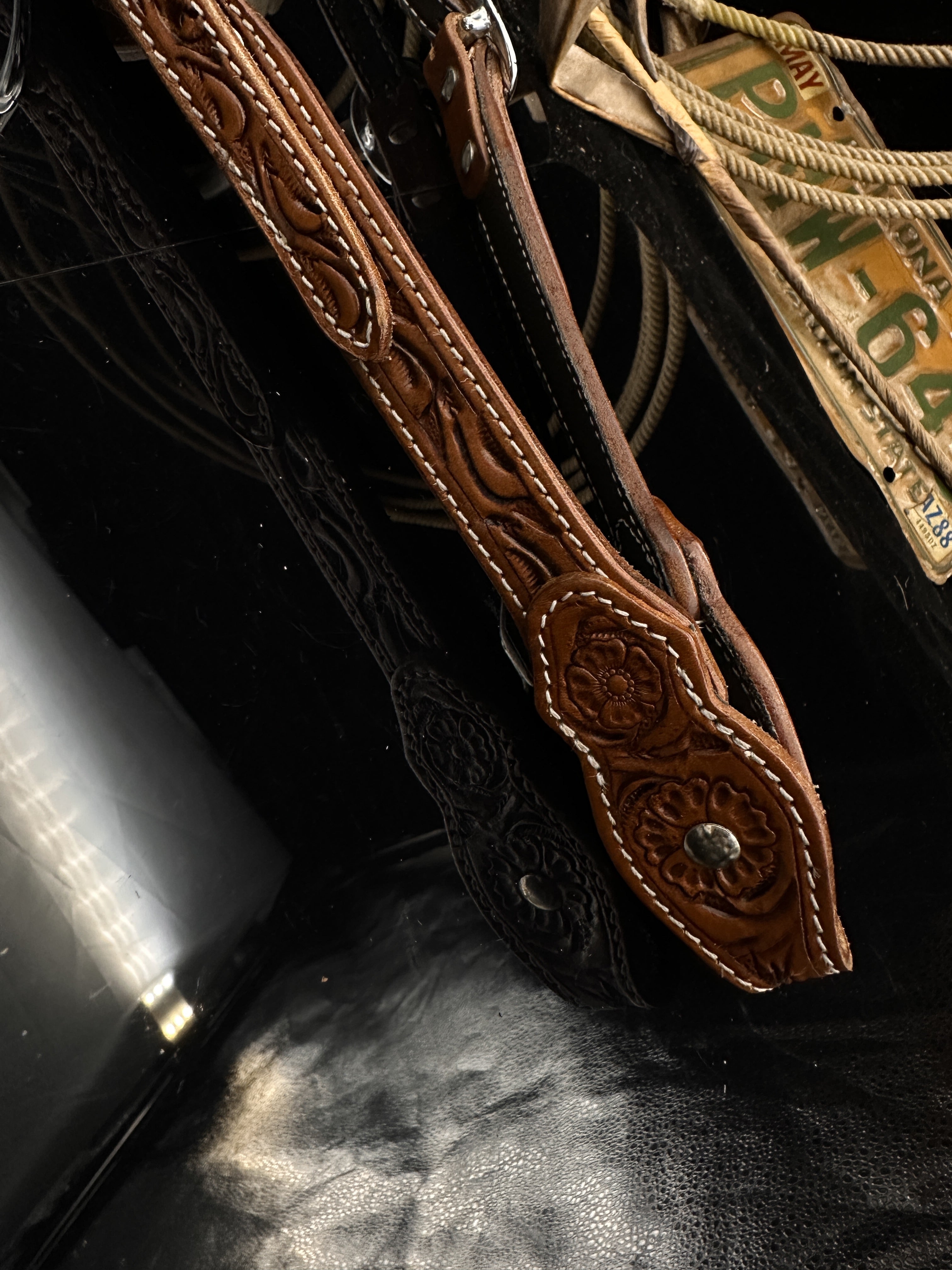 Basic | Antique Chestnut | Floral tooled western hoofdstel