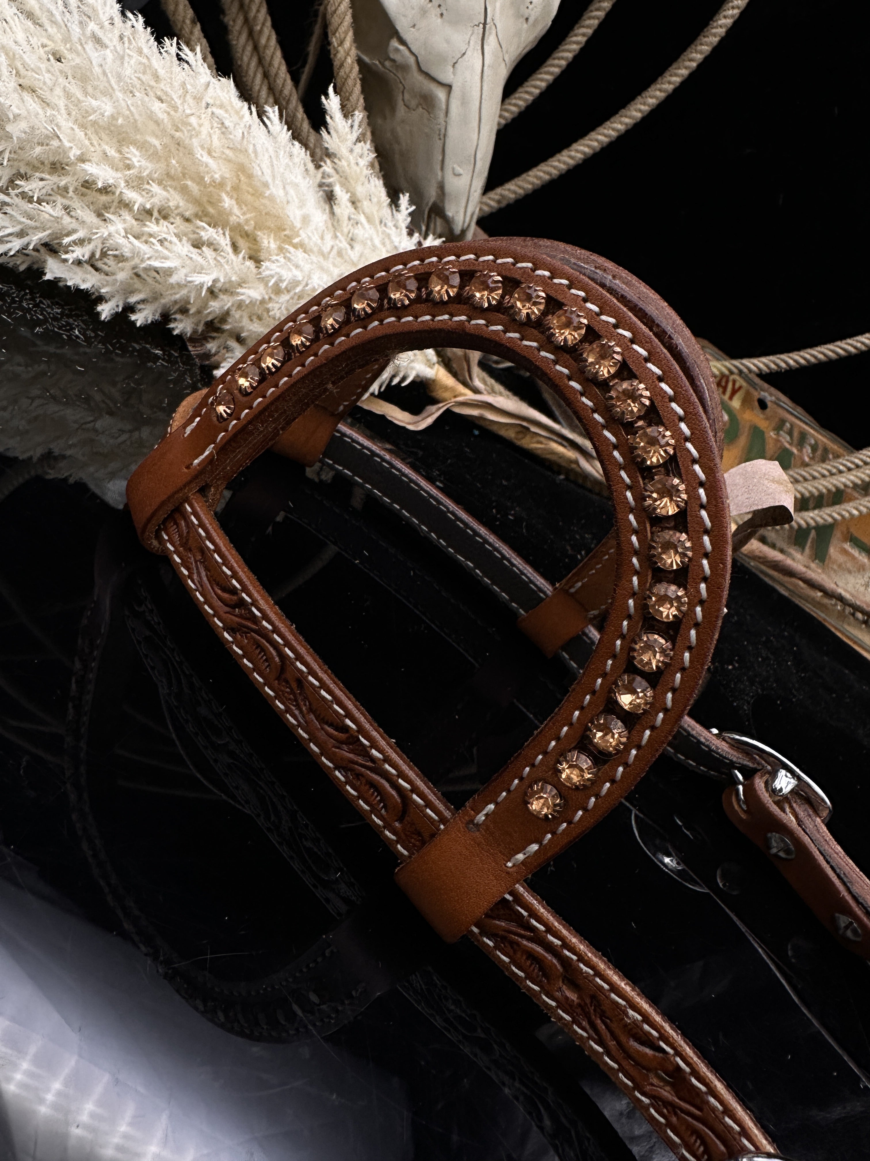 Basic | Antique Chestnut | Floral tooled western hoofdstel
